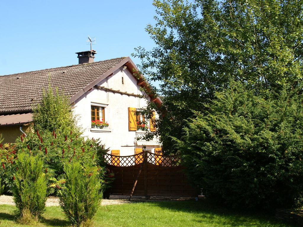 Holiday Home Near Chapelle Aux Bois Bains-les-Bains Luaran gambar